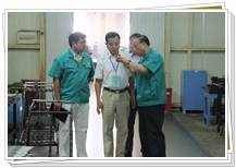 河北省紡織與服裝行業(yè)協(xié)會(huì)孫為倫會(huì)長(zhǎng)參觀(guān)考察同和公司