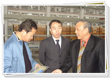 中國(guó)紡織報(bào)社長(zhǎng)遲宗君、副主編張澤華視察我司